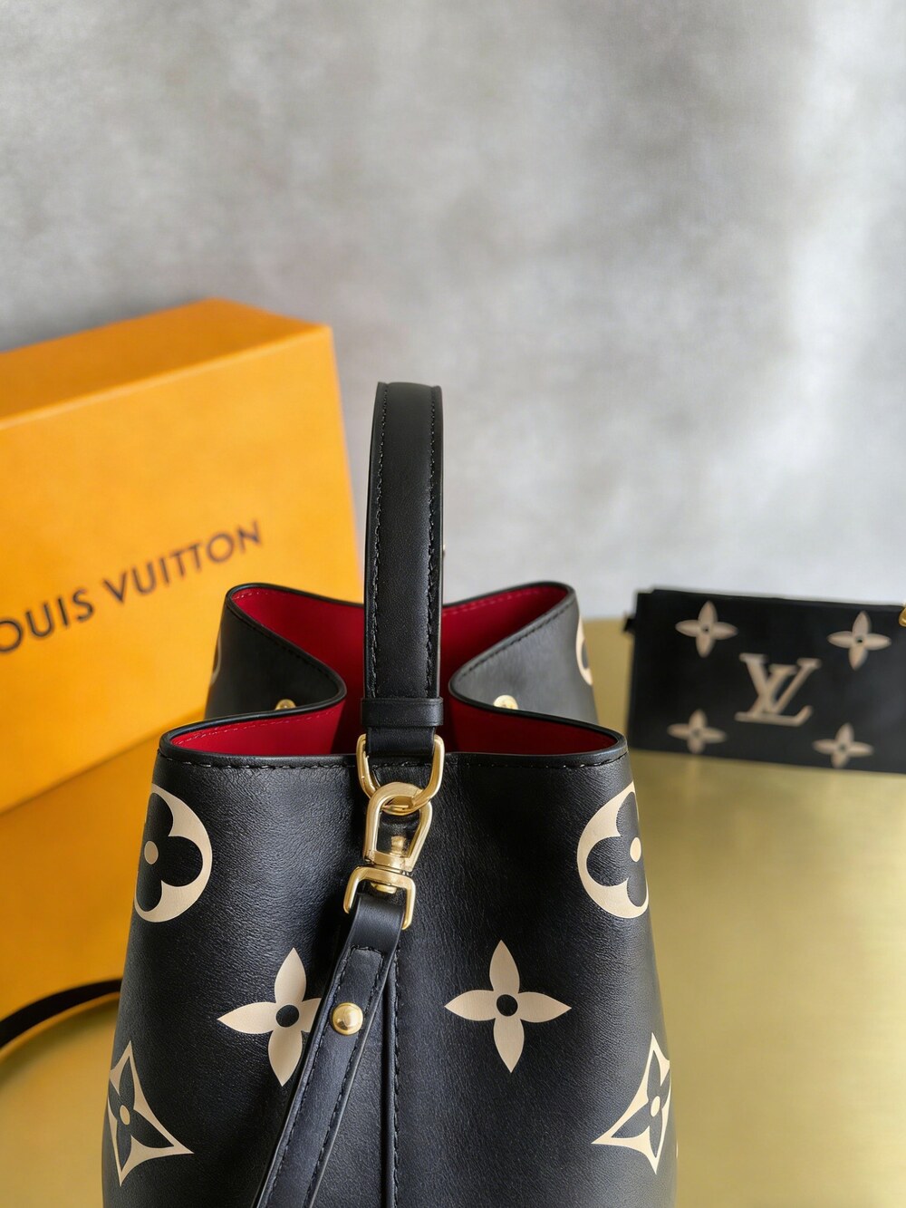 Louis Vuitton MM Monogram Empreinte Black - Picture 2 of 6